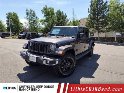 New 2025 Jeep Gladiator Sport