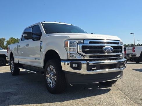 Used 2021 Ford F250 Lariat w/ Chrome Package image 8