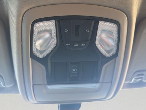 Used 2020 RAM 1500 Big Horn AWD/4WD image 21