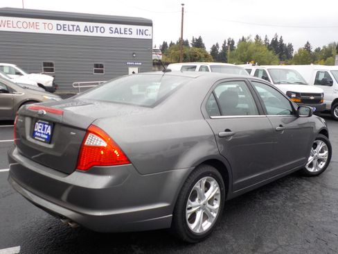 Used 2012 Ford Fusion SE FWD image 7