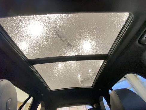 Used 2019 BMW X5 xDrive40i w/ Premium Package image 25