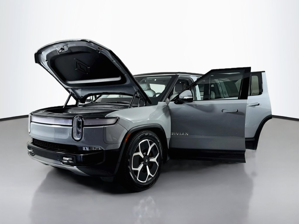 Used 2024 Rivian R1S Adventure Quad AWD/4WD image 23