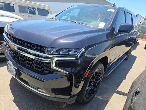 Used 2023 Chevrolet Suburban LS AWD/4WD image 1