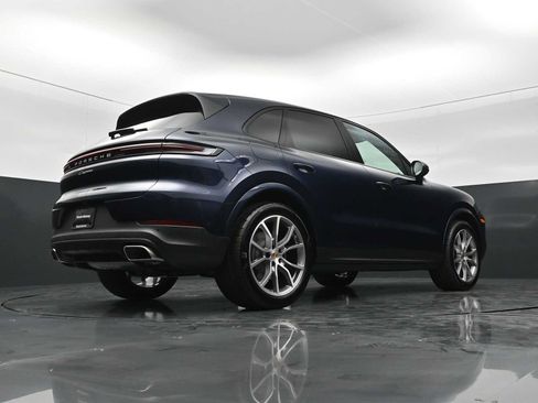 New 2026 Porsche Cayenne AWD/4WD image 40