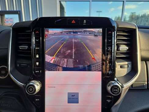 Used 2025 RAM 2500 Laramie image 25