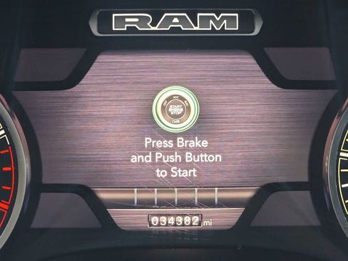 Used 2023 RAM 2500 Laramie image 22