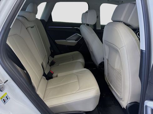 Used 2022 Audi Q3 2.0T Premium Plus image 18