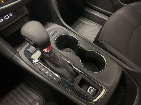 Used 2024 Chevrolet Equinox RS AWD/4WD image 46