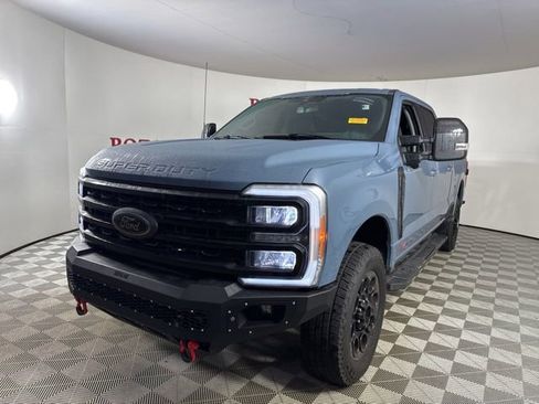 Used 2023 Ford F250 Lariat w/ Lariat Ultimate Package image 4