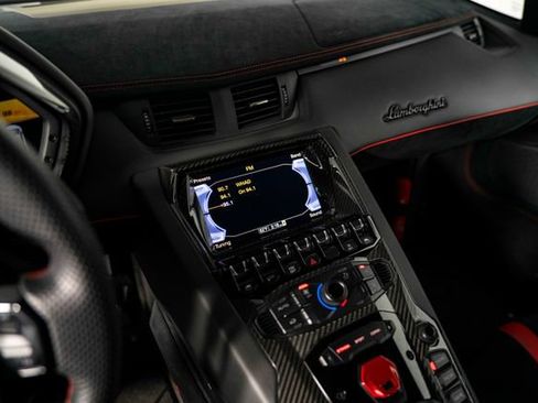 Used 2016 Lamborghini Aventador LP 750-4 AWD/4WD image 20