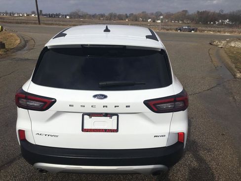 Used 2024 Ford Escape Active image 7