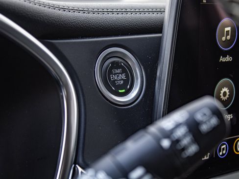 Used 2023 Chevrolet Blazer LT w/ LPO, Black Grille Bar Package image 32