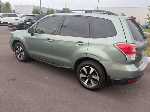 Used 2017 Subaru Forester 2.5i w/ Alloy Wheel Package AWD/4WD image 3