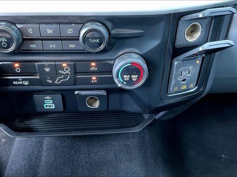 Used 2024 Ford F350 XLT w/ 360-Degree Camera Package AWD/4WD image 25