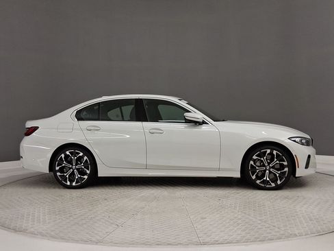 Used 2026 BMW 330i Sedan w/ Convenience Package RWD image 8
