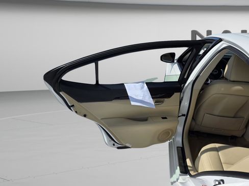 Used 2014 Lexus ES 350 w/ Premium Package image 23