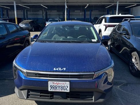 Used 2025 Kia K4 FWD image 1