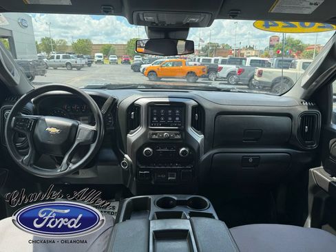 Used 2024 Chevrolet Silverado 2500 Custom w/ Custom Convenience Package AWD/4WD image 11