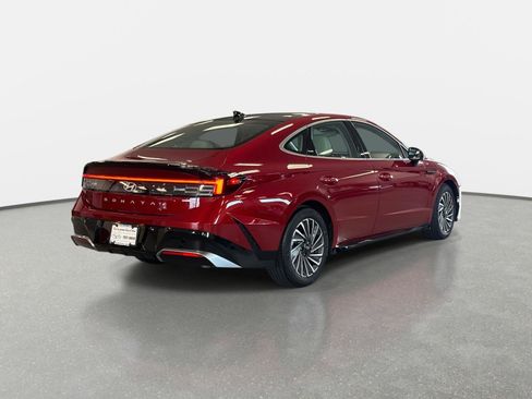 New 2025 Hyundai Sonata Limited image 5