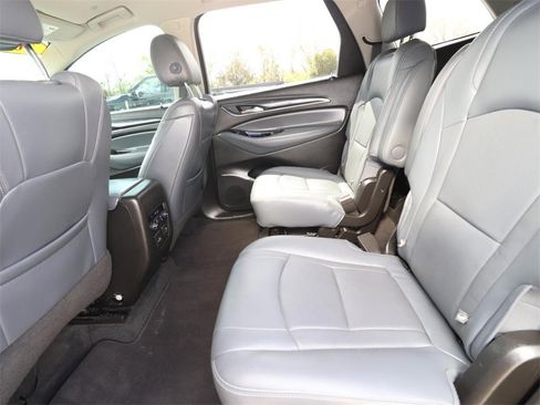 Used 2019 Buick Enclave Premium image 10