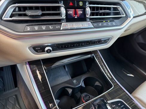 Used 2019 BMW X5 xDrive40i w/ Premium Package image 19