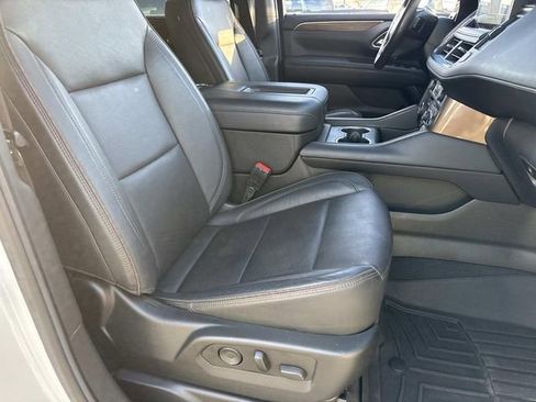 Used 2021 Chevrolet Suburban High Country image 11