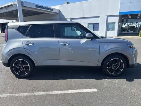 Certified 2023 Kia Soul EX FWD image 4