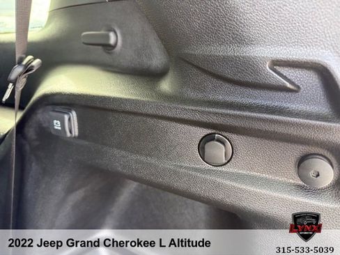 Used 2022 Jeep Grand Cherokee L Laredo AWD/4WD image 41