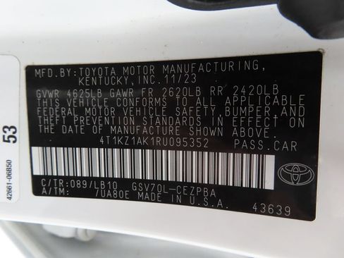 Used 2024 Toyota Camry XSE FWD image 28
