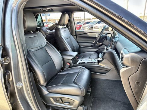 Certified 2022 Ford Explorer ST w/ Equipment Group 401A AWD/4WD image 26