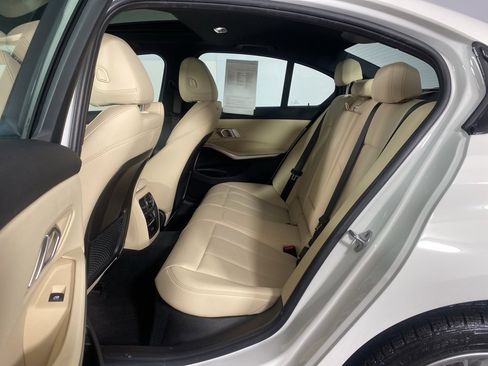Certified 2023 BMW 330i xDrive Sedan w/ Convenience Package image 28