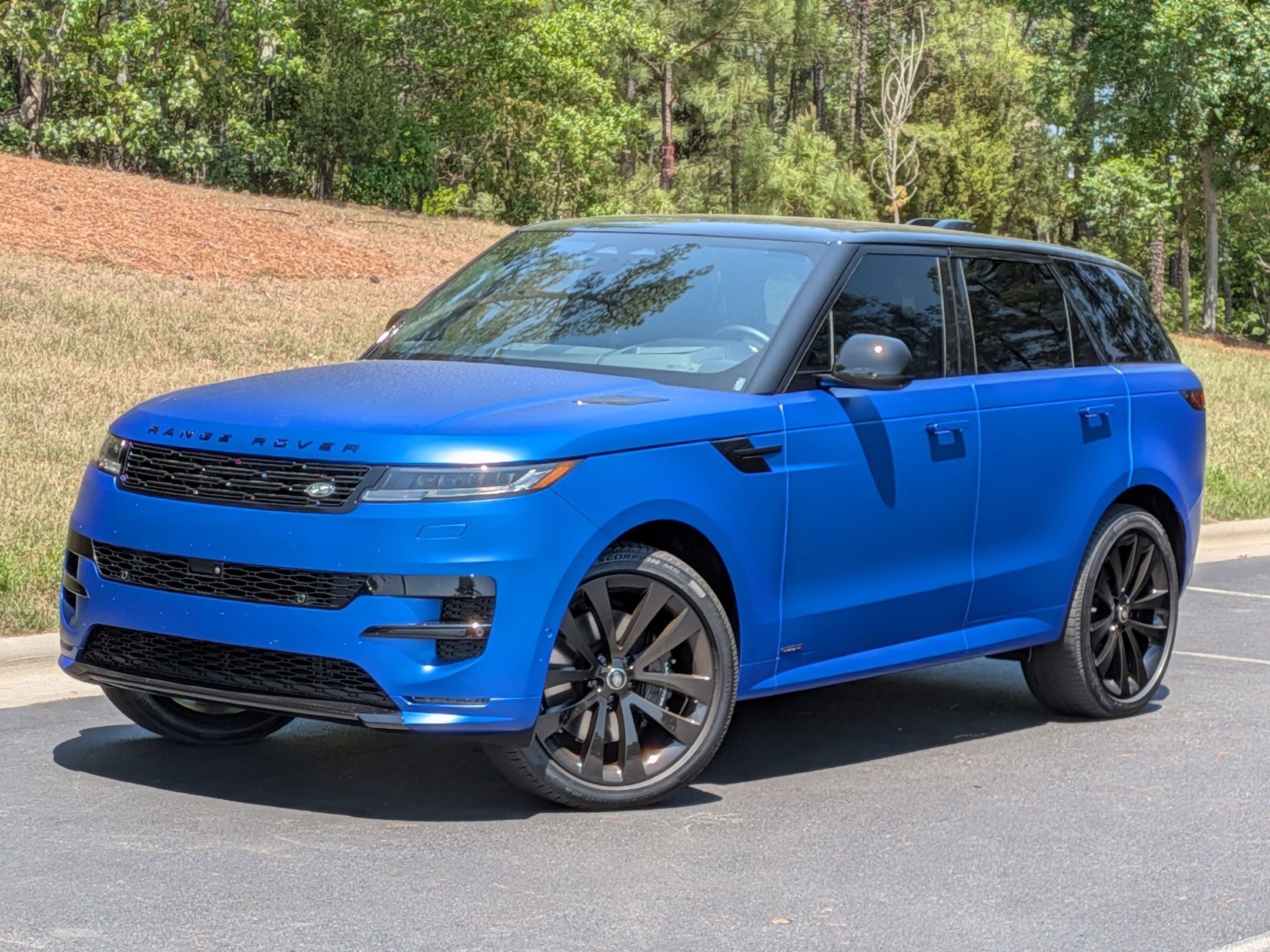Used 2025 Land Rover Range Rover Sport Autobiography AWD/4WD image 1
