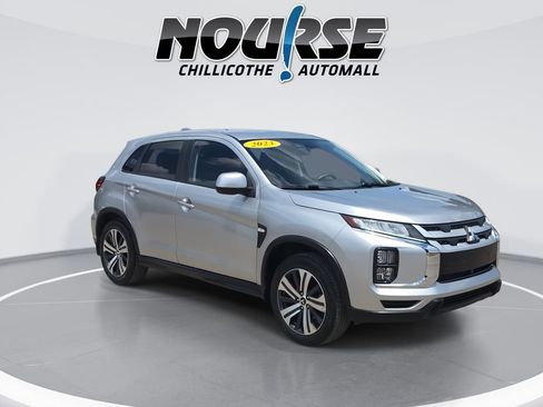 Used 2023 Mitsubishi Outlander Sport ES AWD/4WD image 2