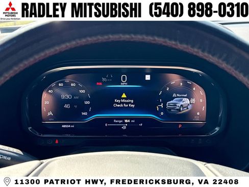 Used 2022 Chevrolet Suburban RST w/ Luxury Package image 7