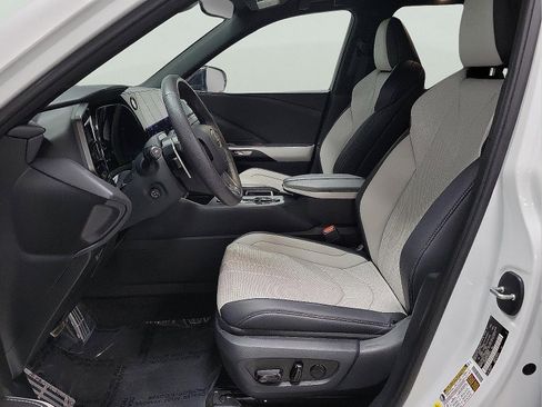 Used 2025 Lexus TX 500h AWD w/ Technology Package image 11