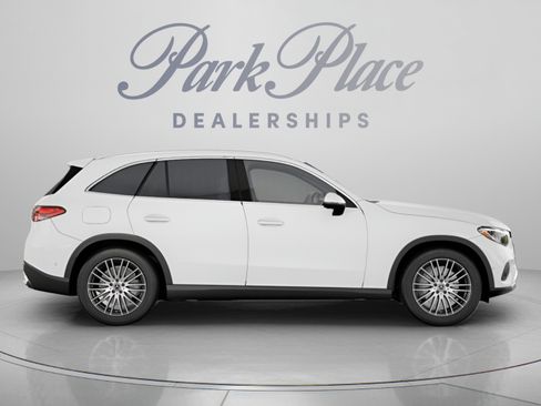 Certified 2026 Mercedes-Benz GLC 300 image 27