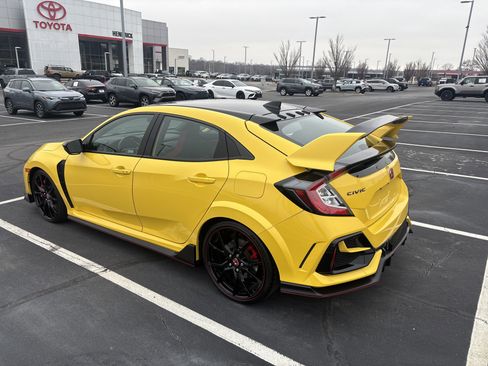Used 2021 Honda Civic Type R Limited image 26