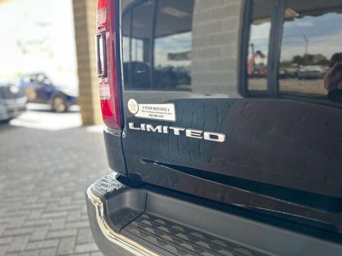 Used 2022 RAM 1500 Limited AWD/4WD image 15