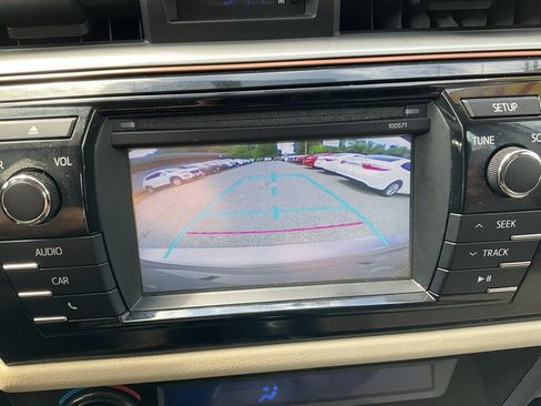 Used 2016 Toyota Corolla LE FWD image 20