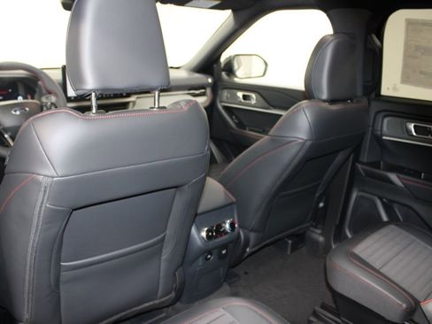 New 2026 Ford Explorer ST-Line AWD/4WD image 28