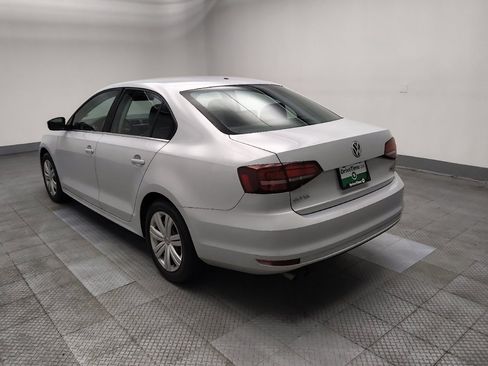 Used 2017 Volkswagen Jetta S w/ Jetta S Cold Weather Package FWD image 5