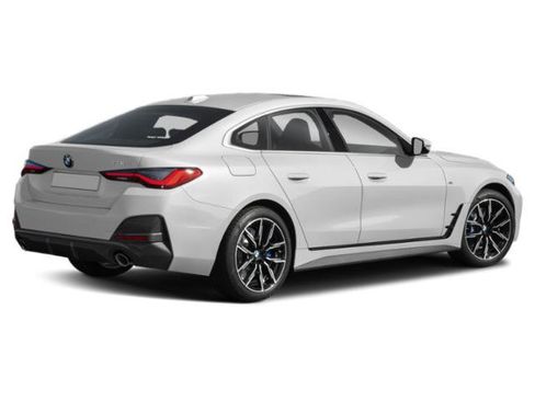 Used 2022 BMW 430i Gran Coupe w/ M Sport Package image 4