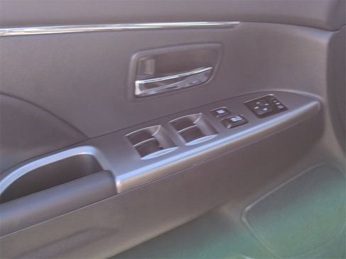 Used 2025 Mitsubishi Outlander Sport SE image 16