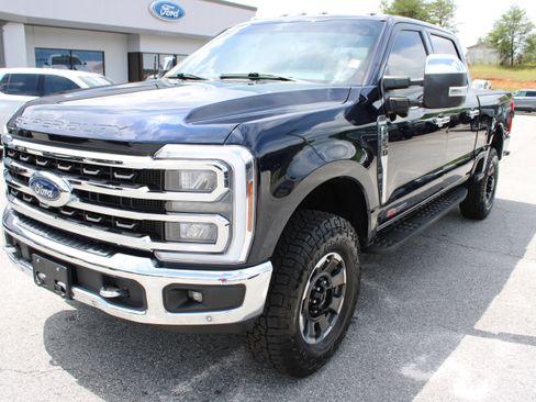 Used 2024 Ford F250 King Ranch w/ Tremor Off-Road Package AWD/4WD image 2