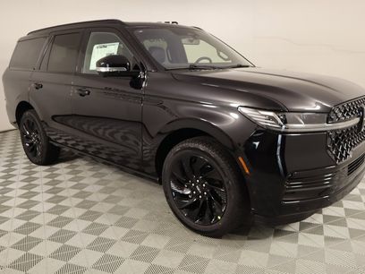 New 2025 Lincoln Navigator Reserve w/ Jet Appearance Package