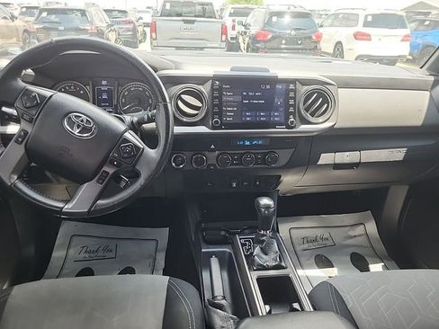 Used 2021 Toyota Tacoma TRD Off-Road AWD/4WD image 6