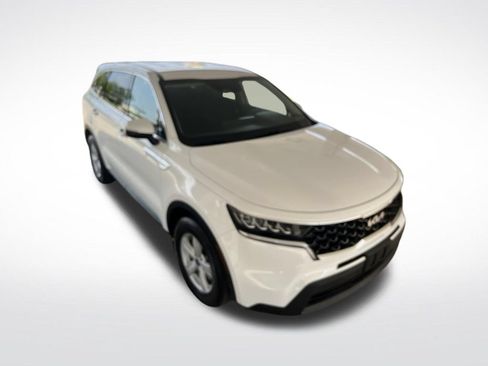 Used 2022 Kia Sorento LX FWD image 35