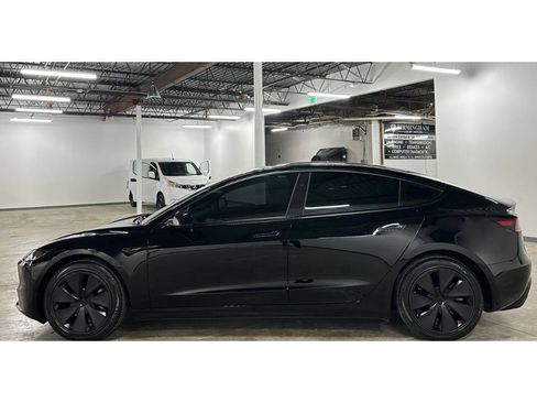 Used 2024 Tesla Model 3 Long Range image 8