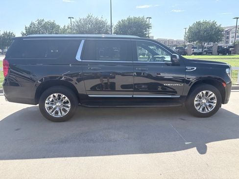 Used 2024 GMC Yukon XL Denali w/ Max Trailering Package AWD/4WD image 3
