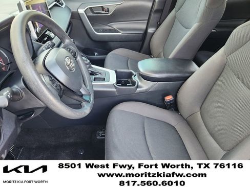 Used 2023 Toyota RAV4 LE FWD image 11